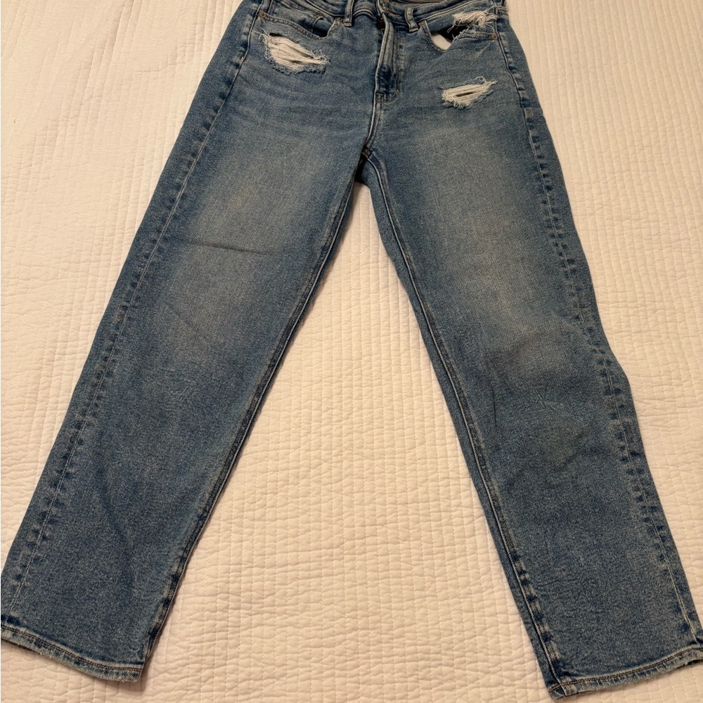American Eagle Outfitters Light Blue Ripped Jeans